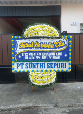 Papan Bunga Duka di Semitau