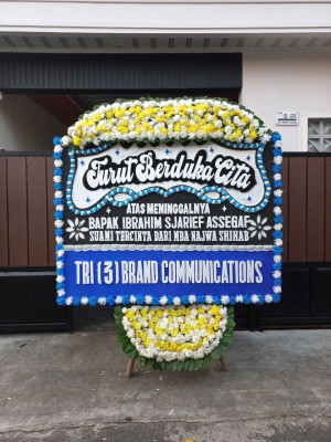 Papan Bunga Duka di Semitau